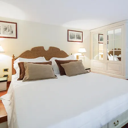 Old Tower Ponte Vecchio 3* Firenze